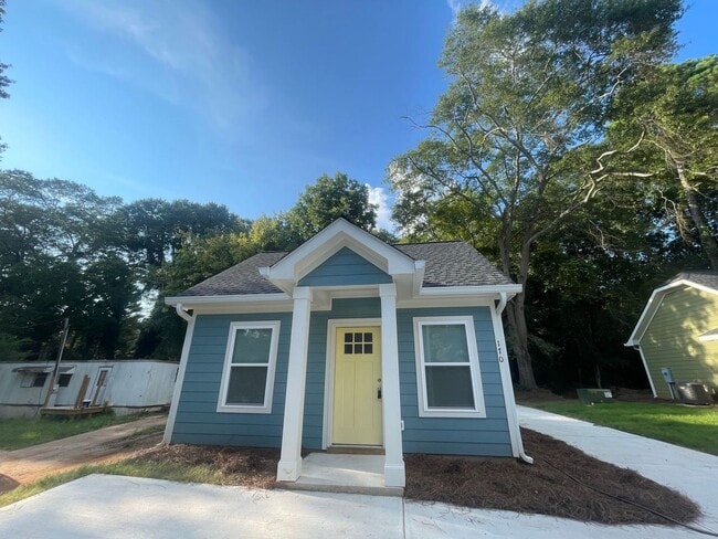Primary Photo - PRE-LEASING FOR AUGUST 2026!