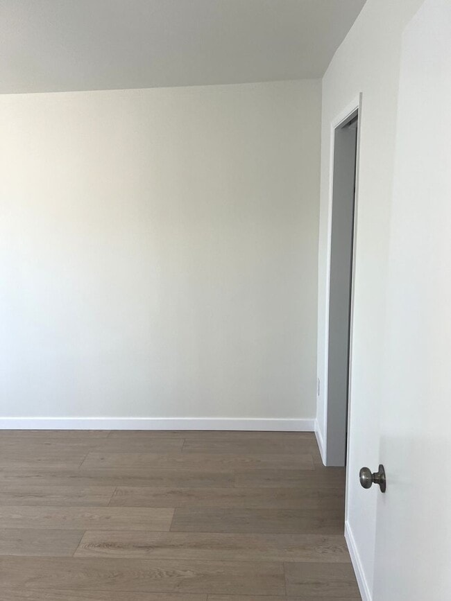 Building Photo - Pardee Duplex (A &amp; B)