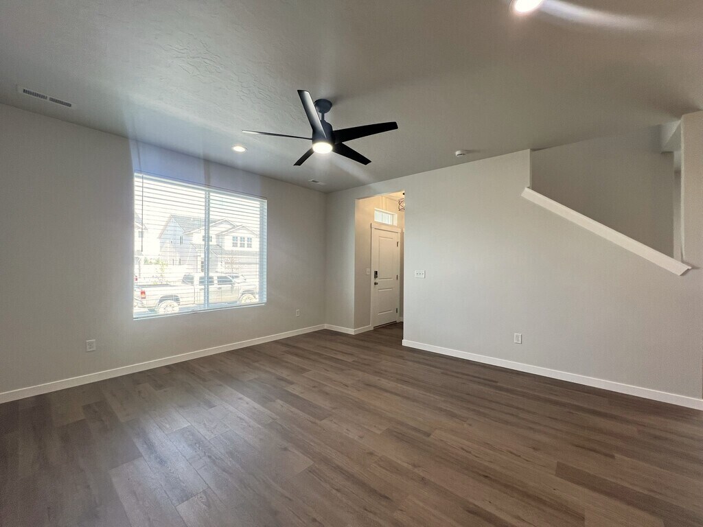 Building Photo - 3089 E Mossy Creek Dr