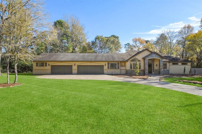 Building Photo - 5 Oak Crest Cir