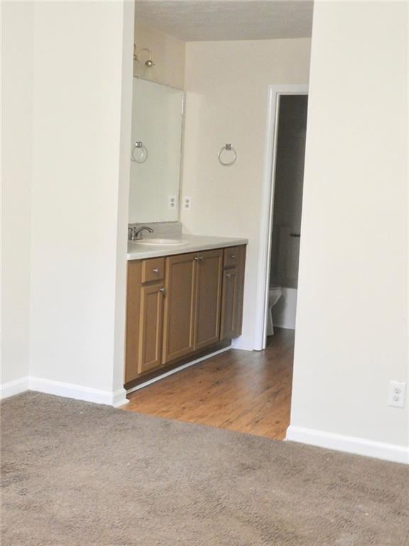 Building Photo - 5272 Ridge Forest Dr
