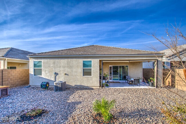 Building Photo - 5267 E Diatomite Dr