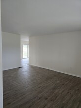 Building Photo - 4619 Belcourt Dr