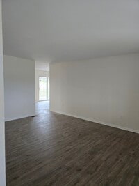 Building Photo - 4619 Belcourt Dr