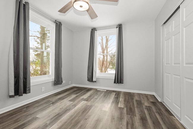 Building Photo - 8340 W Lincoln Hwy