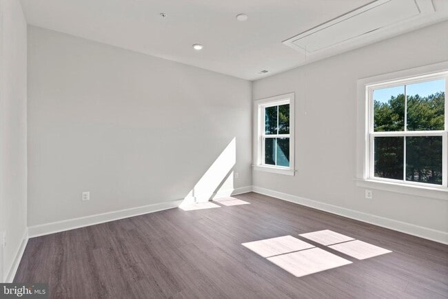 Building Photo - 1448 Lavender Clf Wy