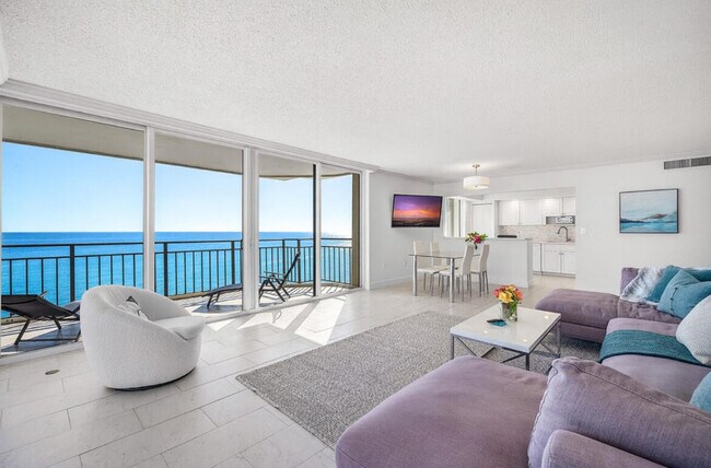 Building Photo - 3009 S Ocean Blvd