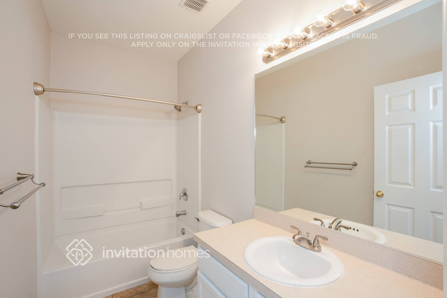 Building Photo - 1366 Grantham Dr