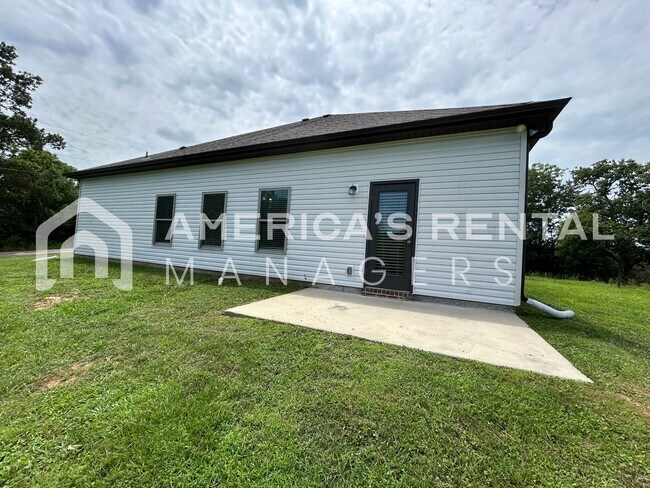 Building Photo - Home for Rent in Jasper, AL!