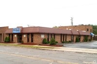 Building Photo - 6325 Chase Rd