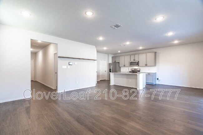 Building Photo - 13151 Bay Pt Wy