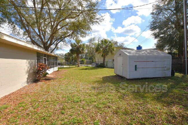 Building Photo - 1503 Hanson Ave