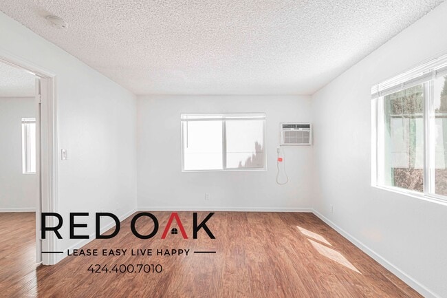 Building Photo - 5624 Fair Ave