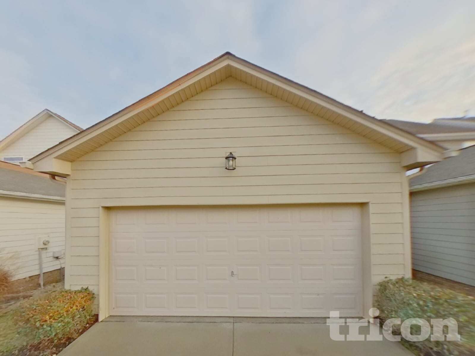 Building Photo - 102 Ellis Mill St