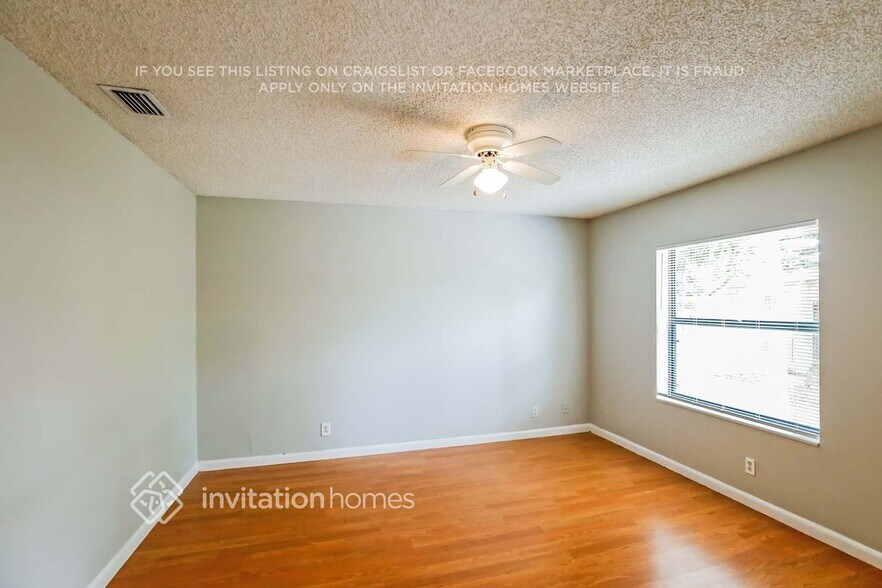 Building Photo - 5885 Eddy Ct