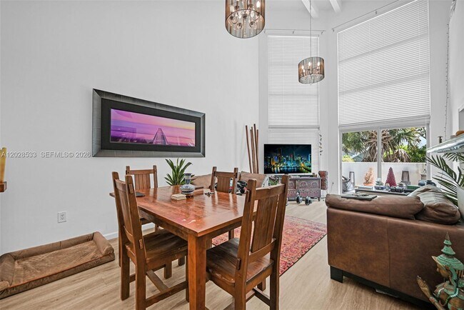 Building Photo - 7728 Collins Ave