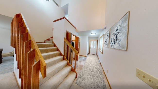 Building Photo - 1202 N 16th Ave