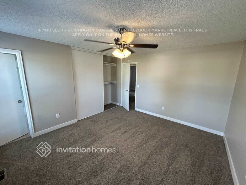 Building Photo - 2716 W 100th Dr