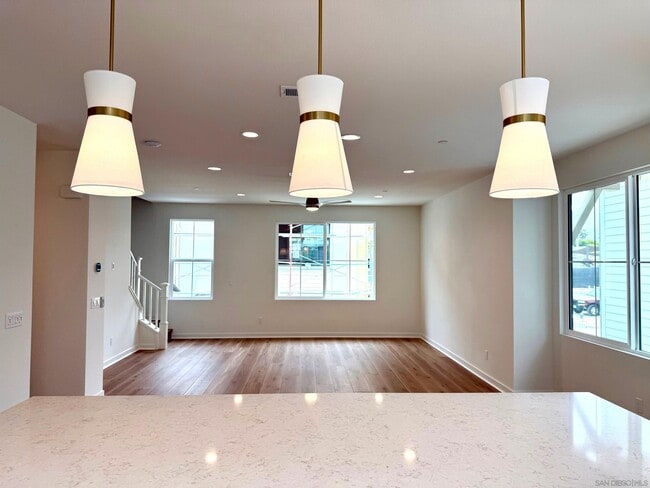 Building Photo - 2540 Chamomile Ln