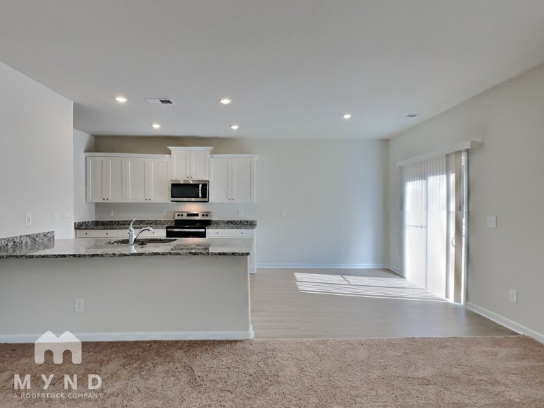 Building Photo - 138 Taverners Ln