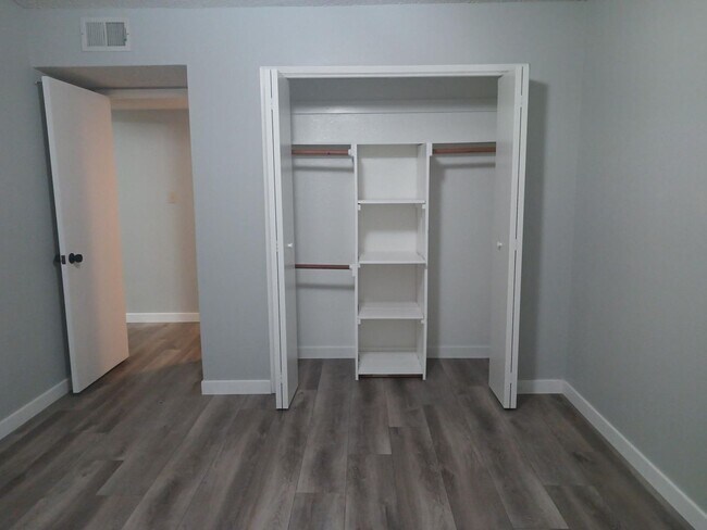 Building Photo - Desirable Two-Story Condo in the North East