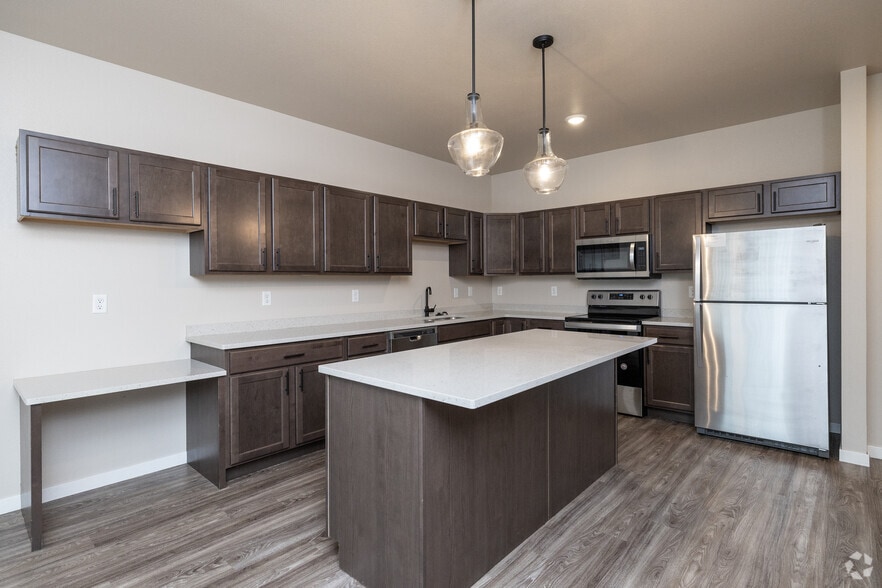 Primary Photo - Augusta Apartments