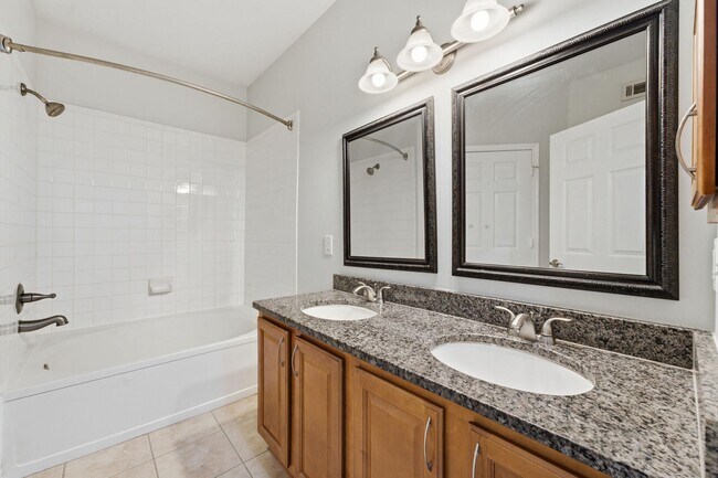 Building Photo - 4551 Strutfield Ln