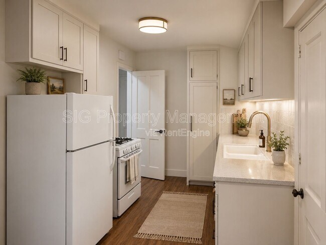 Building Photo - 5071 Kester Ave