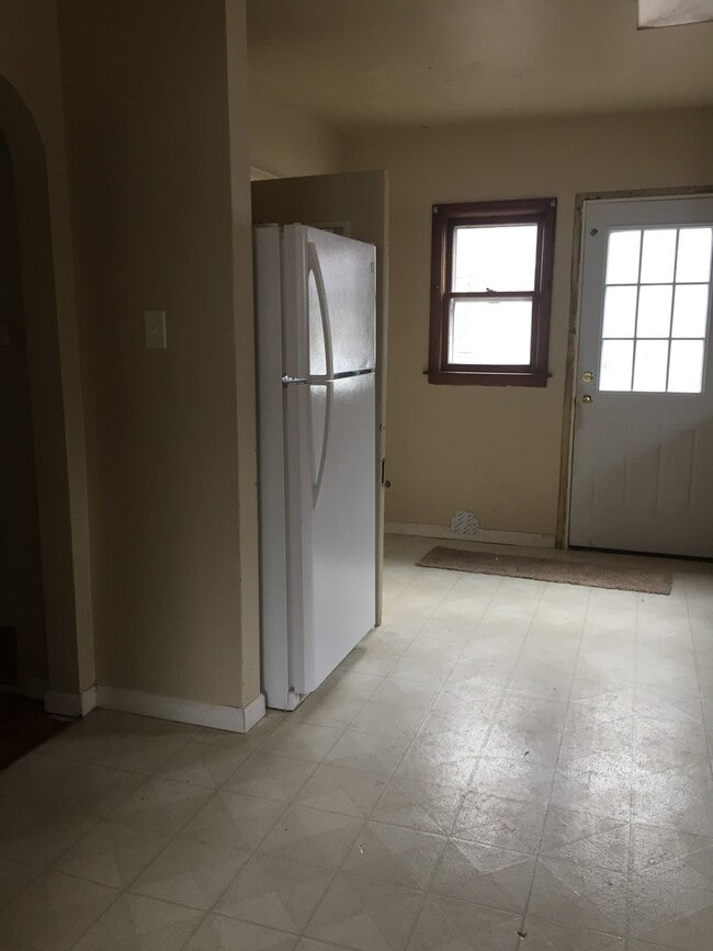 Building Photo - 1026 Fulton St