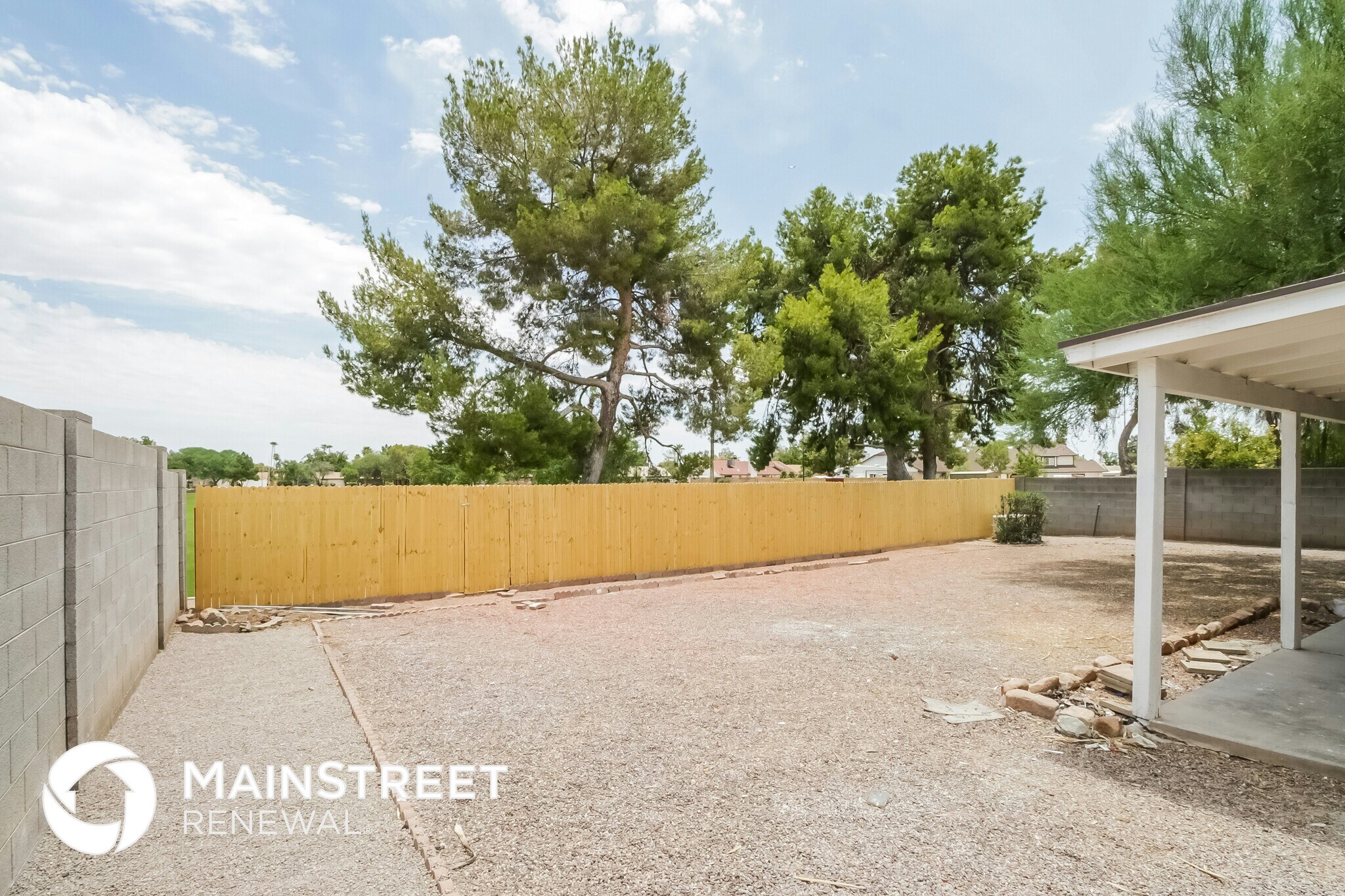 Building Photo - 2355 S Spruce