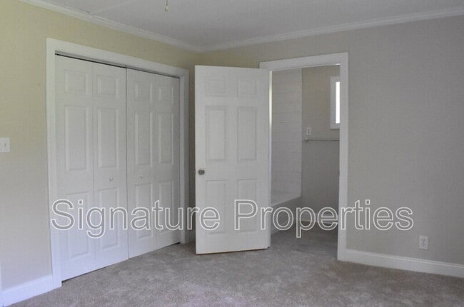 Building Photo - 8304 Michaels Rd