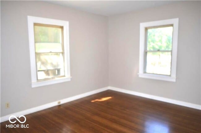 Building Photo - 1302 Shannon Ave