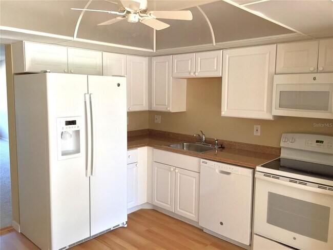 Building Photo - 315 30th Ave W