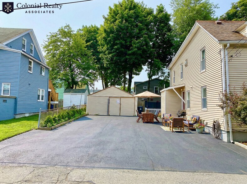 Building Photo - 8 Hearn St