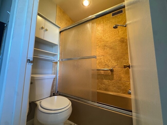 Building Photo - All Utilities Included! Condo in Winrock Villas