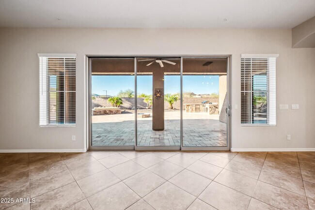 Building Photo - 12750 Calle de Pompas W