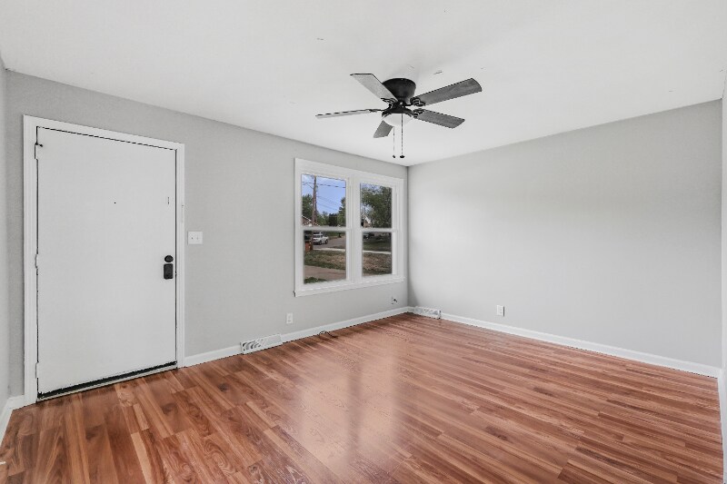 Building Photo - 106 Winston Ct