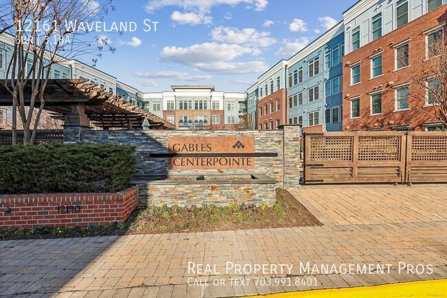 Building Photo - 12161 Waveland St