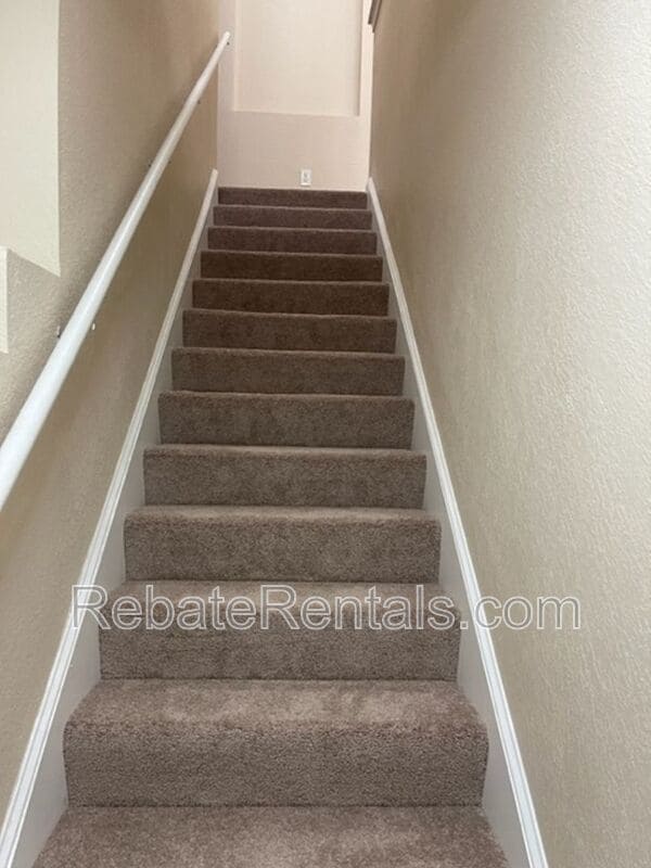 Building Photo - 10075 Gate Pkwy N