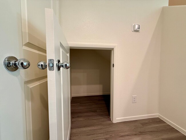 Building Photo - Brand-New Townhome for Rent in the Highly ...