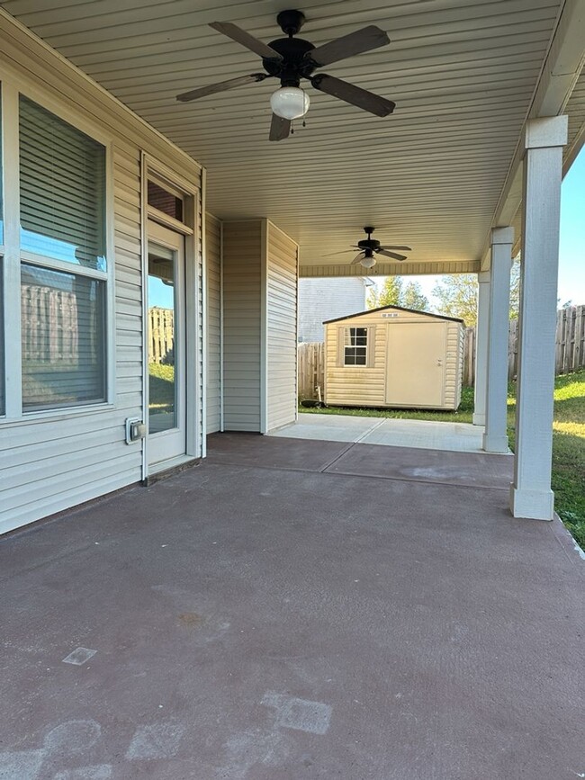 Building Photo - Beautiful 2-Story home in Grovetown