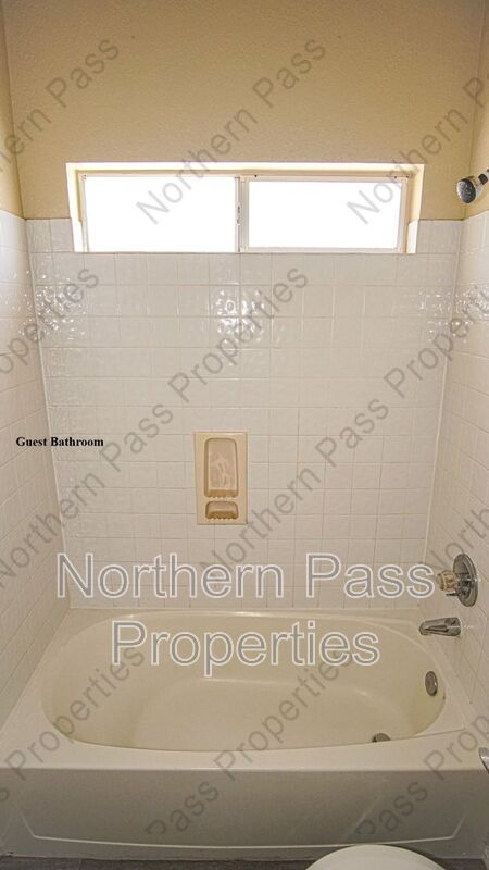 Building Photo - 12107 Valley Quail Dr