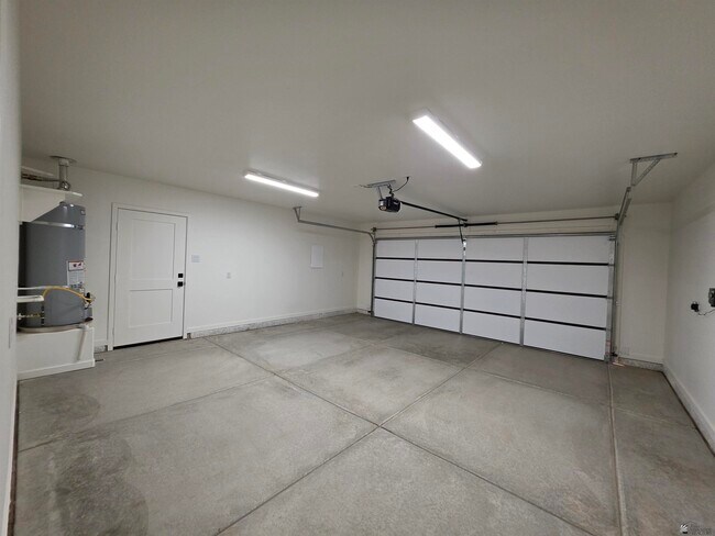 Building Photo - 9927 E 36th Pl