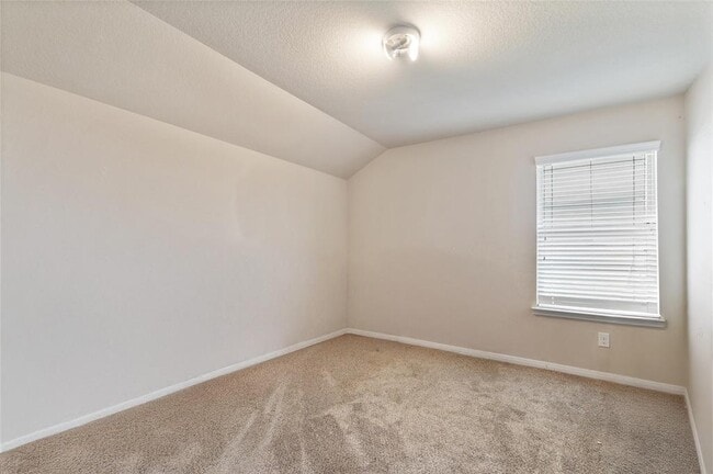 Building Photo - 2910 High Garden Ln
