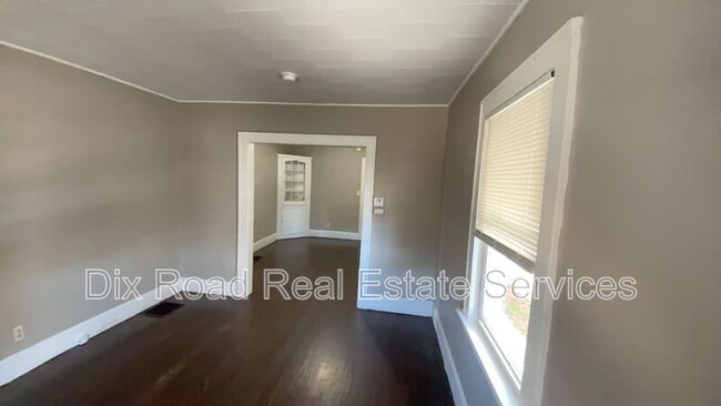 Building Photo - 306 Hudson Ave