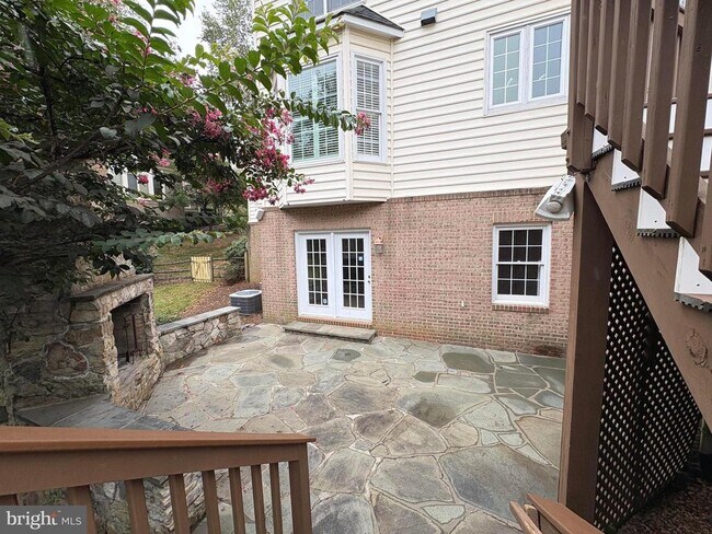 Building Photo - 1151 Fieldview Dr