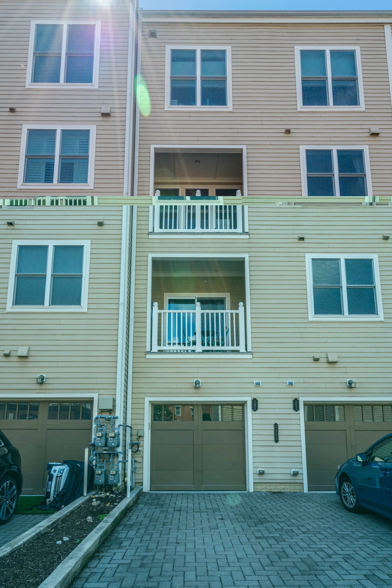 Back of Condo - 2209 Richmond Hwy