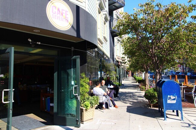 Building Photo - Bernal/Mission/Noe: Updated Flat w/ Shared...