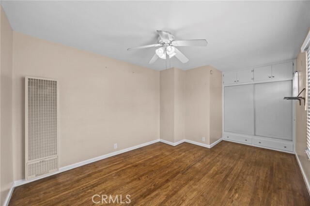 Building Photo - 4617 E Ocean Blvd