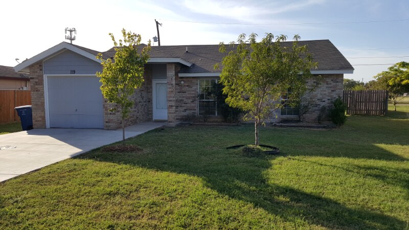 Building Photo - 119 Eaglerock Dr